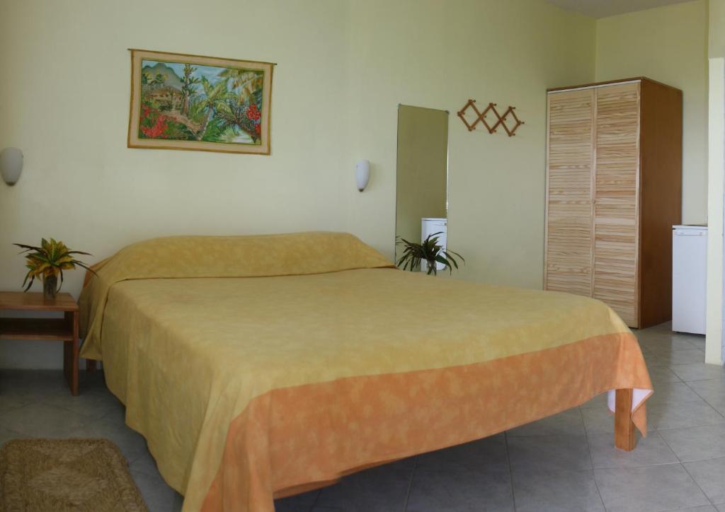 Tamarind Tree Hotel Salisbury Room photo